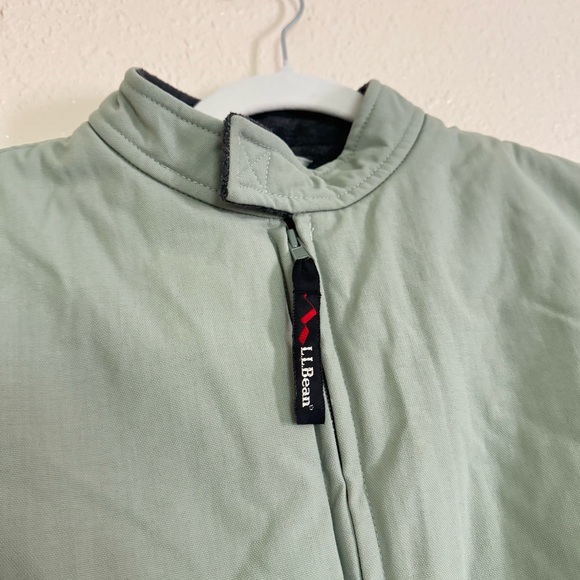 L.L. Bean Vintage Sage Green Cropped Canvas Fleece Lined Jacket - Picture 4 of 10